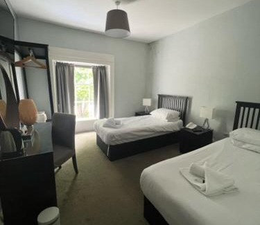 Amesbury Hotel | Antrobus Hotel