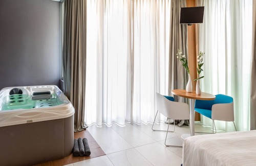 Castel San Pietro Terme Hotel | Anusca Palace Hotel