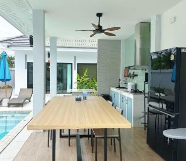 Krabi Villa | Aonang nine poolvilla resort