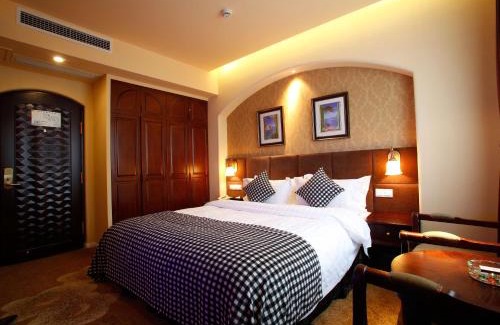 Qingyang Hotel | Aoting Garden Hotel
