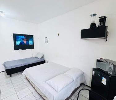 Sobral Apartment | Ap em bairro nobre com garagem e ar