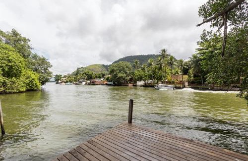 Barra da Tijuca House | Ap térreo, jardim à beira da lagoa-la Gigóia-Metrô e Praia perto-NÃO FUMANTES