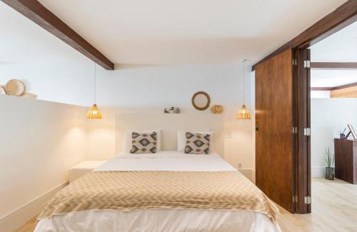 Barra da Tijuca House | Ap térreo, jardim à beira da lagoa-la Gigóia-Metrô e Praia perto-NÃO FUMANTES