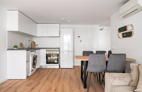 San Sebastian de los Reyes Apartment | apartamento business con garaje y piscina de alquiler temporal
