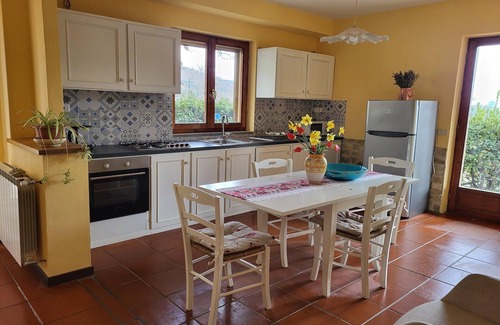 Monte Santa Maria Tiberina Other | Apartment Monte Santa Maria with Pool Views