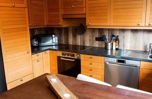 Dattingen Apartment | Apartment 'Am Bach' with Balcony and Wi-Fi