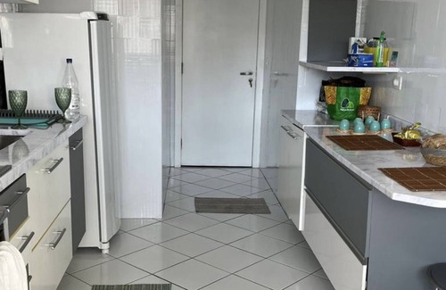 Tombo Apartment | Apartamento com Vista mar de Todos Aposento. Espaçoso e Elegante