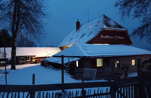 Eisenbach Apartment | Apartment 'Froschkönig' with Shared Garden and Wi-Fi