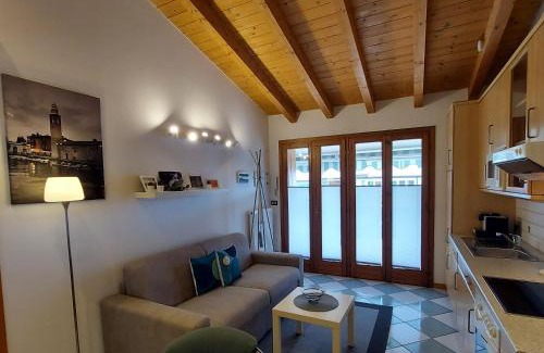 Colà Di Lazise Apartment | Apart Dina