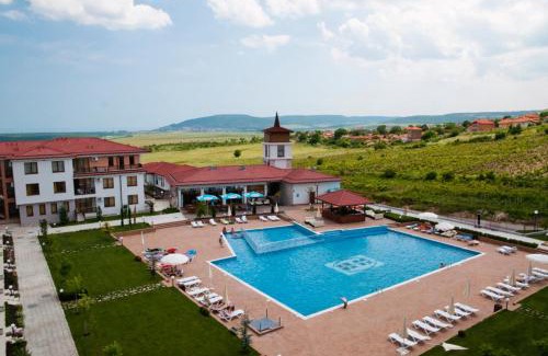 Osenovo Apartment | Apart Hotel Harmony Hills Residence