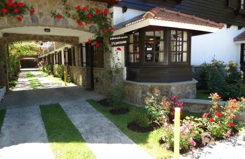 Lanin National Park Cabin | Apart Rose Garden