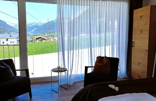 Pettneu am Arlberg Apartment | Apart Sopherl