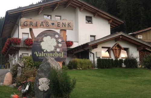 Nauders Apartment | Apart STILLEBACH - VALRUNZHOF farm - directly at the SEILBAHNCENTER