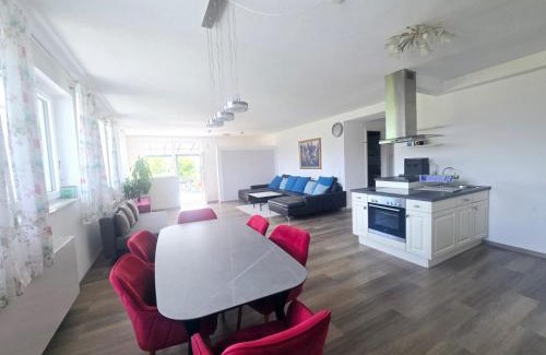 Imst Apartment | Apart Weinberg 1 - 8 Personen Ferienwohnung