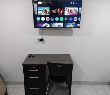 Engativa Apartment | aparta estudio privado 1