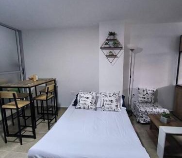 Itagui Apartment | Apartaestudio completo en Itagüí - Shalom