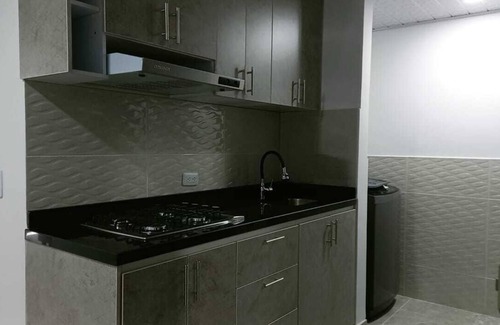 Engativa Apartment | Apartahotel , Cerca al Aeropuerto , Centros Comerciales ,conecta a 10 min