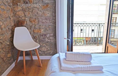 San Vicente de la Barquera Apartment | Apartamento Llerandi 2B - Totalmente reformado y con balcón al corazón de San Vicente de la Barquera