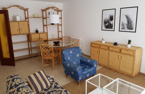 Sant Feliu de Guixols Apartment | Apartament a la Placeta de Sant Joan 21, 3r