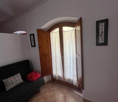 Besalu Apartment | APARTAMENT CAN MINGU 1er pis