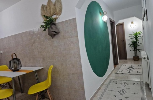 Tirgu Ocna Apartment | Apartament CAROL