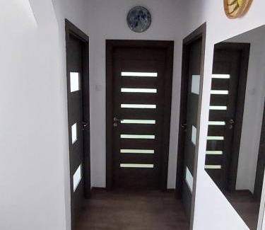 Hunedoara Apartment | Apartament Dabe Hd