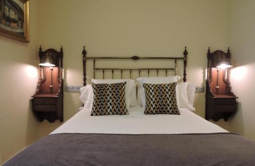 Cardona Apartment | Apartament El Miracle