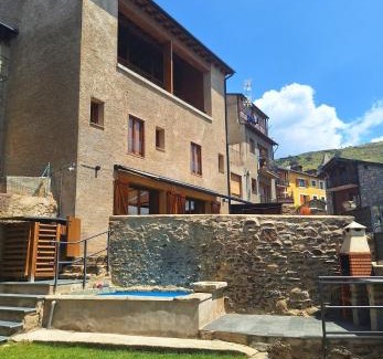 Llivia Apartment | Apartament "Enclau" Turismo Rural Cal Rialla