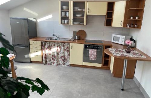 Koscierzyna Apartment | Apartament II w Centrum - Winda - 50 metrów od Starego Rynku