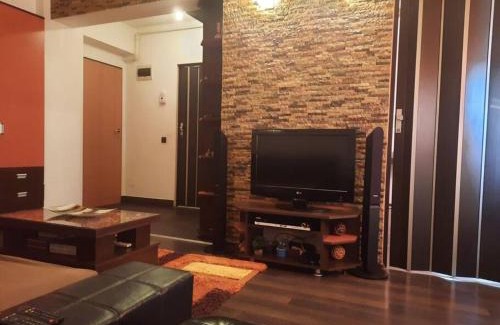 Arad Apartment | Apartament langa aeroport str oituz 204-206