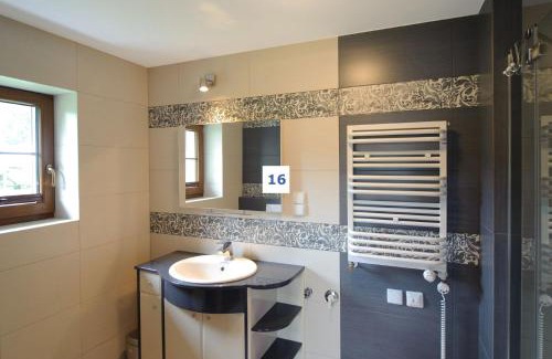 Bytow Apartment | Apartament nad jeziorem z tarasem