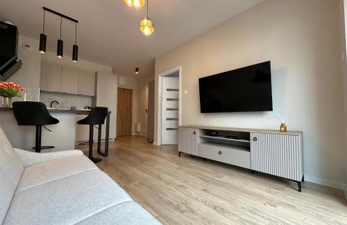 Wlochy Apartment | Apartament Nova Ochota, Tennis court, Train & Bus nearby
