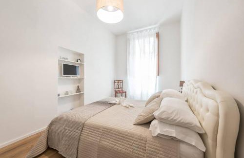 Sant' Ambrogio Apartment | Apartament Perseus Suite