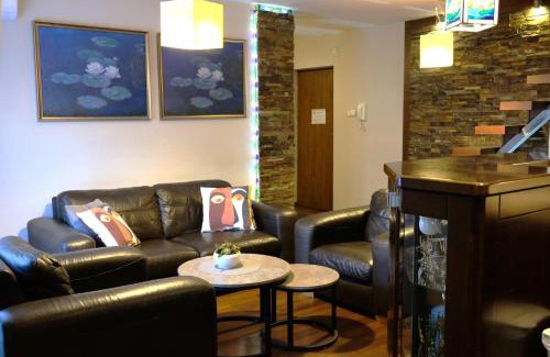 Czestochowa Apartment | Apartament Poddasze Artysty Mieszkanie Ozonowane