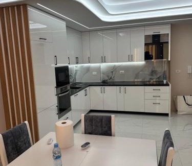 Kamez Apartment | Apartament Qera Ditore, Daily Rental Apartment