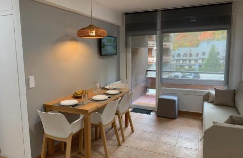 Vielha Apartment | Apartament reformat i acollidor a Vielha, ben ubicat