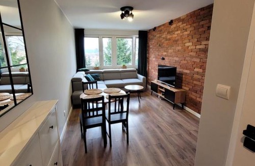 Kamienna Gora Apartment | Apartament Stadion