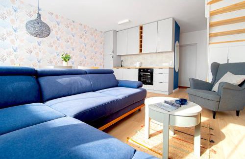 Rewal Apartment | Apartament SUPERIOR Rewal - dwupoziomowy z ogródkiem, całoroczny