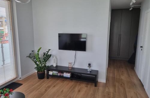 Elblag Apartment | Apartament TOPOLOWA - Winda -Parking w HALI GARAŻOWEJ