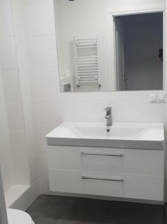 Kielce Apartment | Apartament w Centrum Kielc z prywatnym parkingiem