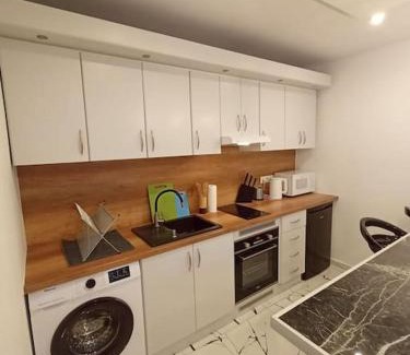 Szczecinek Apartment | Apartament w centrum miasta przy parku i jeziorze