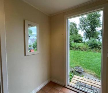 Fredrikstad Apartment | Apartament with access to garden, central, quiet and with free parking