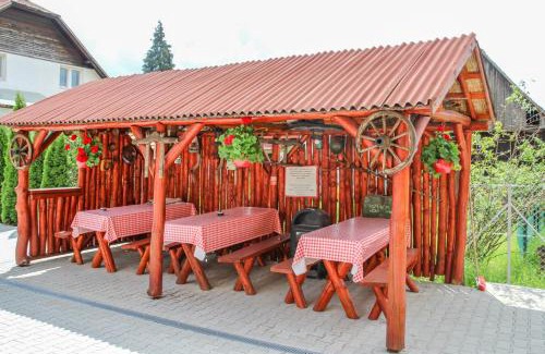 Praid Bed & Breakfast | Apartamente Gergely Apartmanok