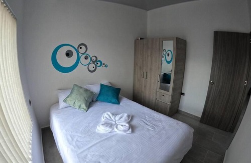 Barrios Unidos Apartment | Apartamento 300 dotado cerca a Héroes