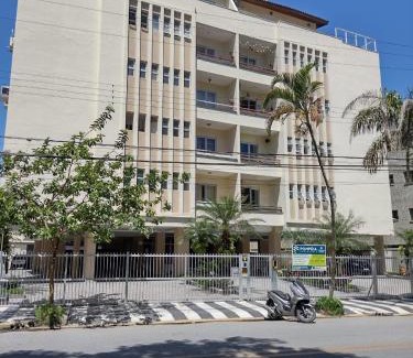Vila Julia Apartment | Apartamento 500M da Praia Enseada, Guarujá