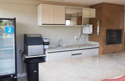 Parafuso Apartment | Apartamento Aconchegante, 3 Quartos , a 2 Minutos da Praia!