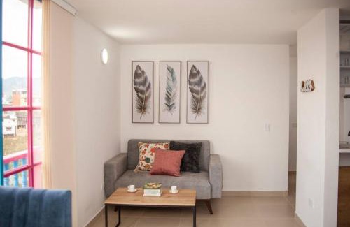 Guatape Apartment | Apartamento amplio cerca al parque Guatape - Pajaros
