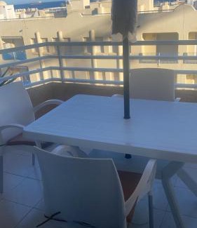 Garrucha Apartment | Apartamento Andalucía - sea view, beach, marina, lift & free parking