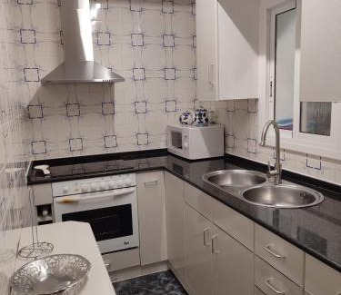 Cunit Apartment | Apartamento Bella Carmen : para 6 personas