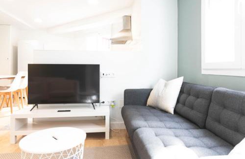 Distrito Llano Apartment | Apartamento Bobes I
